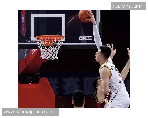 赵继伟助攻创纪录张镇麟精彩暴扣引爆全场激情三节打卡精彩瞬间 赵继伟助攻创纪录张镇麟精彩暴扣引爆全场激情三节打卡精彩瞬间